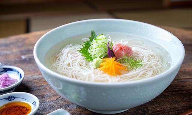 大岩の門前町で提供される冷たいそうめんと涼やかな薬味